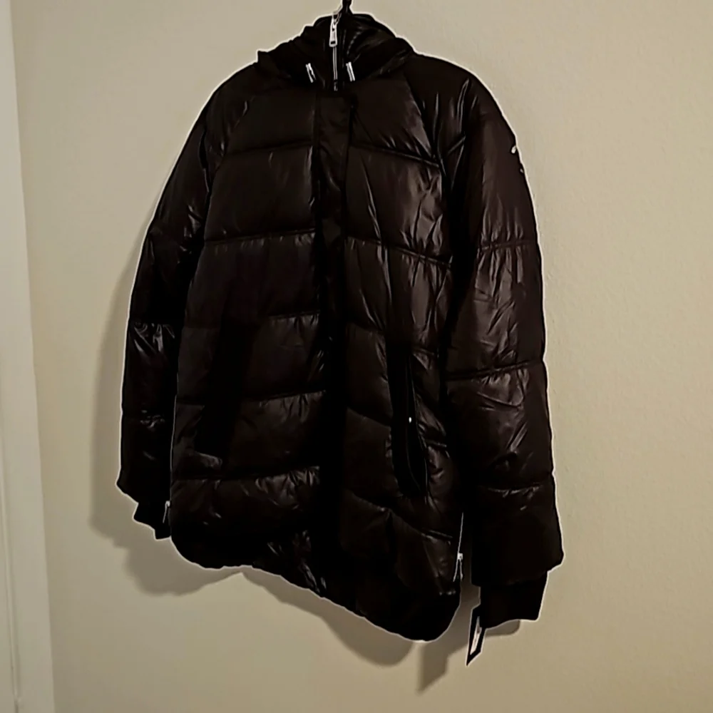 Jacket - Picture 1 of 6